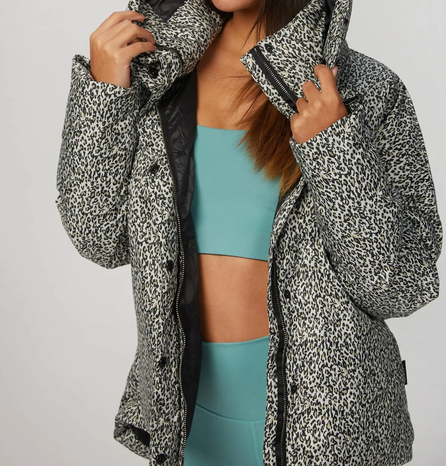 Carmeline Jacket In Micro Abstract Leopard