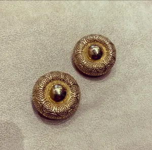 Dior Gold Clip on vintage earrings 002