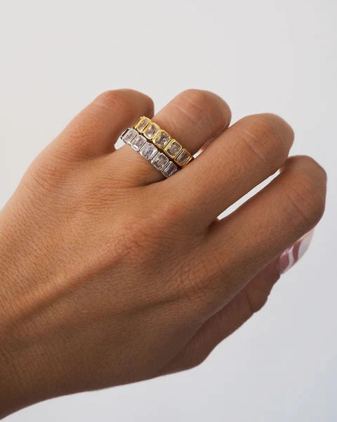 Luv AJ Bezel Emerald Ballier Ring Silver Clear