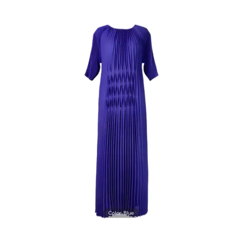 Pleated elegant dress