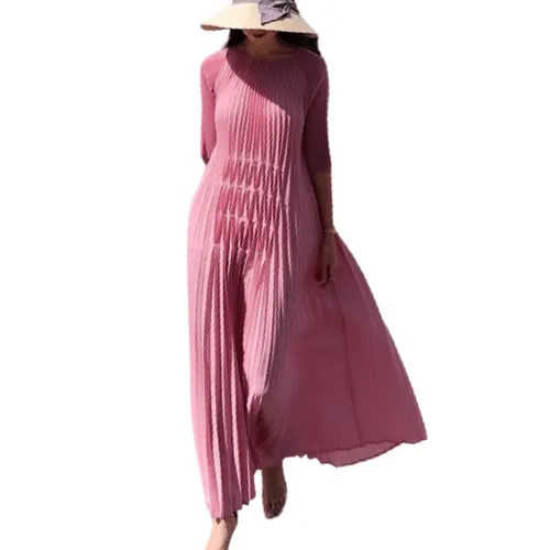 Pleated elegant dress