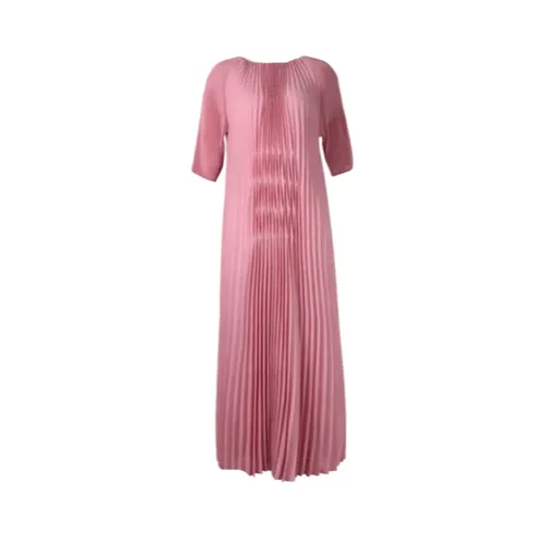Pleated elegant dress