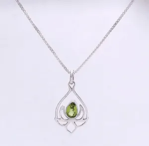 Silver Parrot Jewelry Silver Lotus Pendant with Peridot