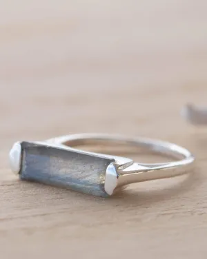 Sterling Silver Rings Carine Ring ~Labradorite ~ Sterling Silver 925 ~ MR228