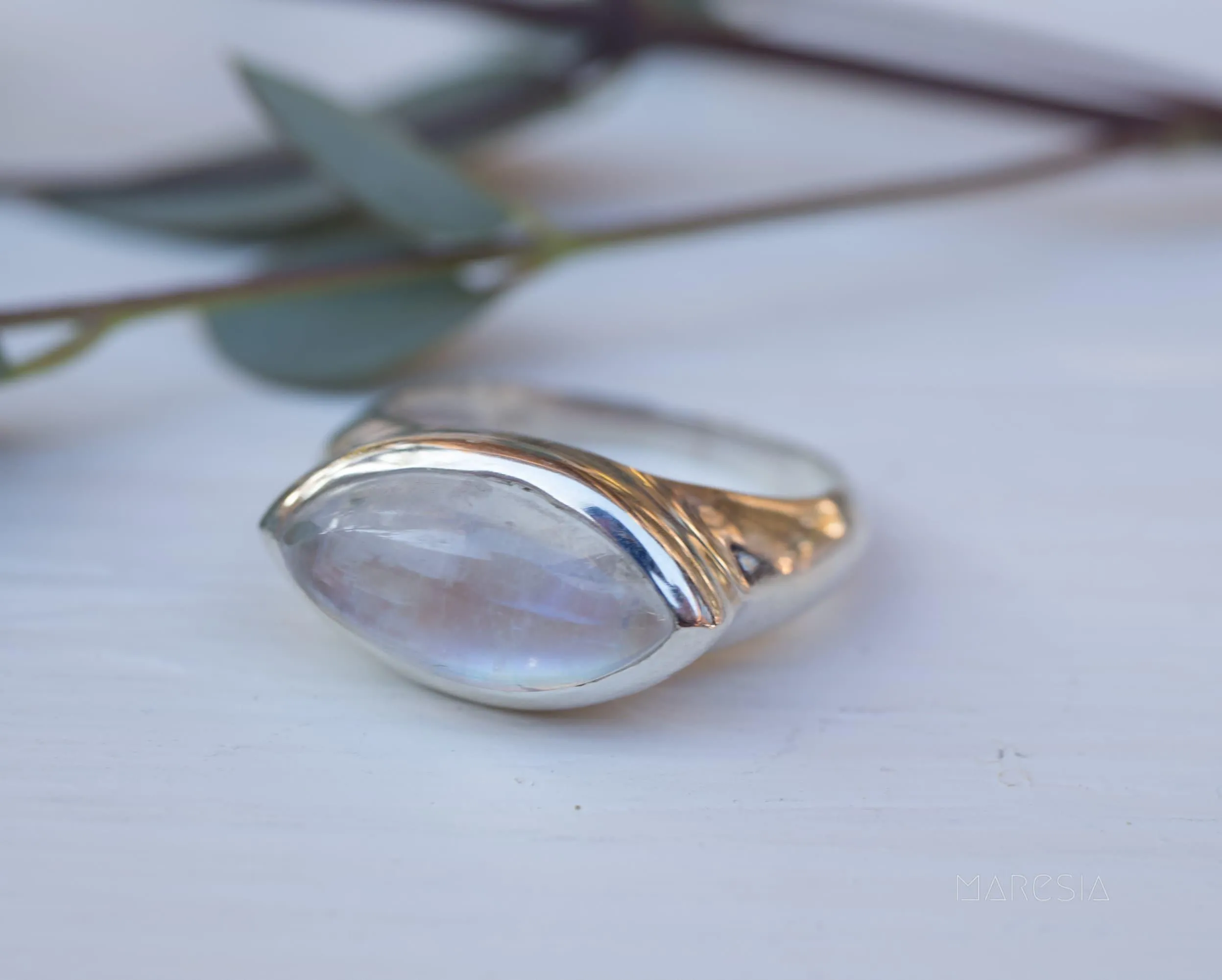 Sterling Silver Rings Fada Ring ~ Moonstone ~ Sterling Silver 925 ~ MR266
