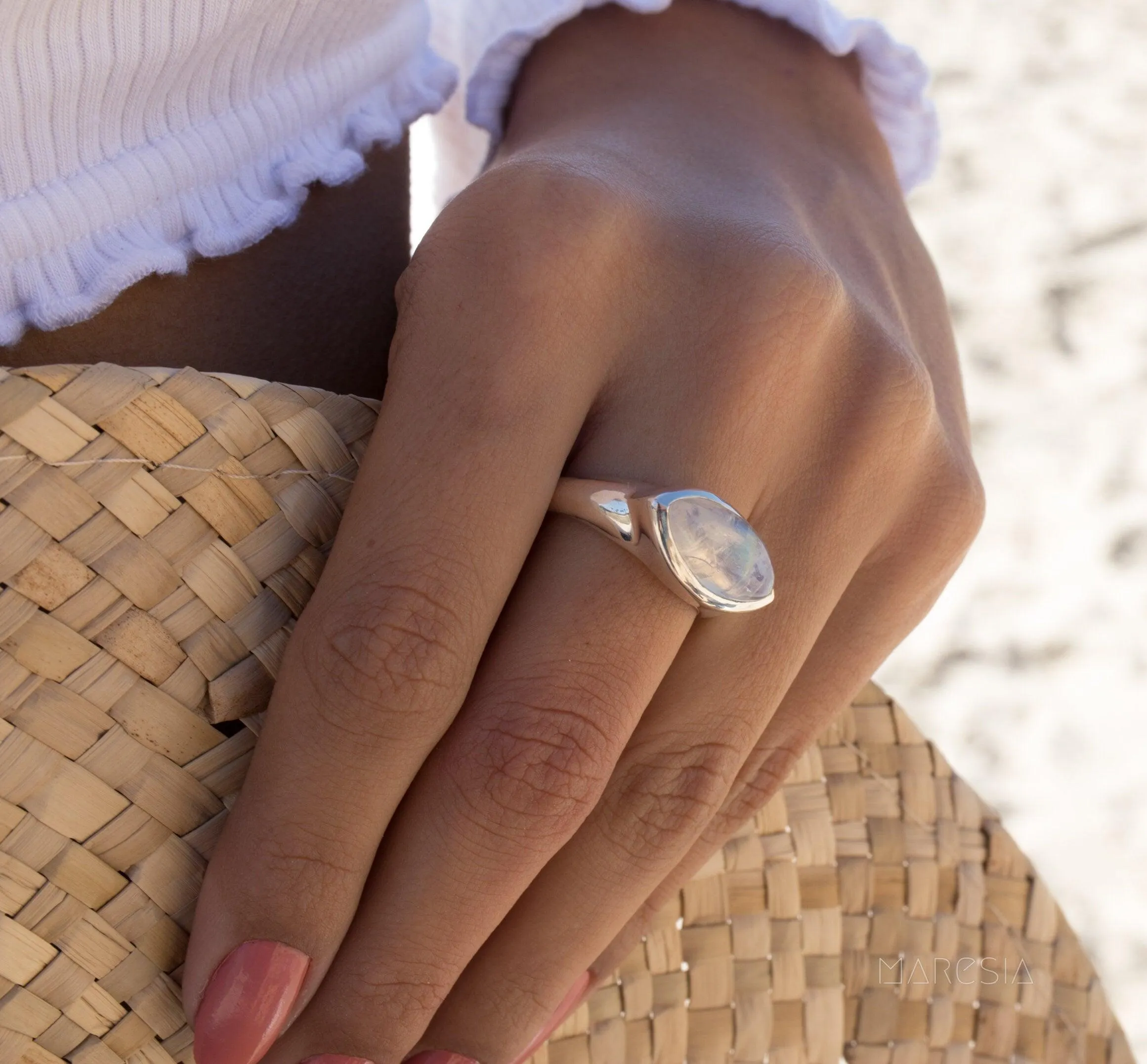 Sterling Silver Rings Fada Ring ~ Moonstone ~ Sterling Silver 925 ~ MR266
